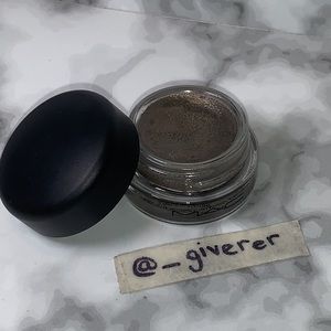 GENUINE TREASURE Paint Pot Collection MAC